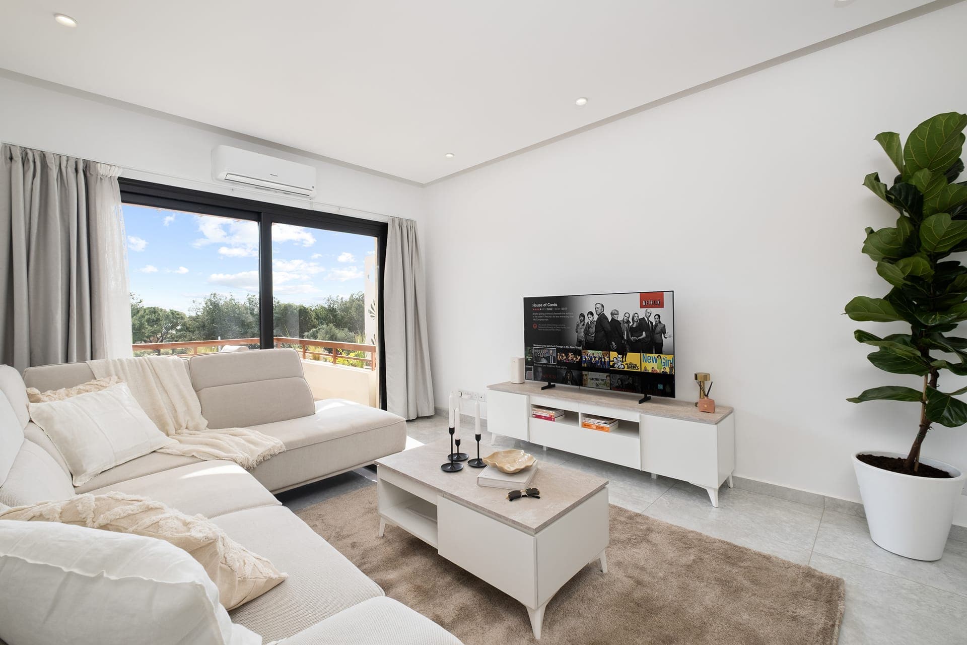 Phos Residence — photo 2