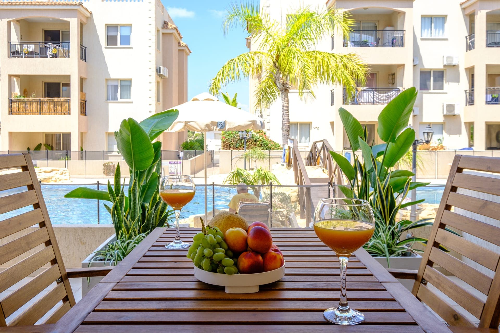 Oliva Poolside — photo 3