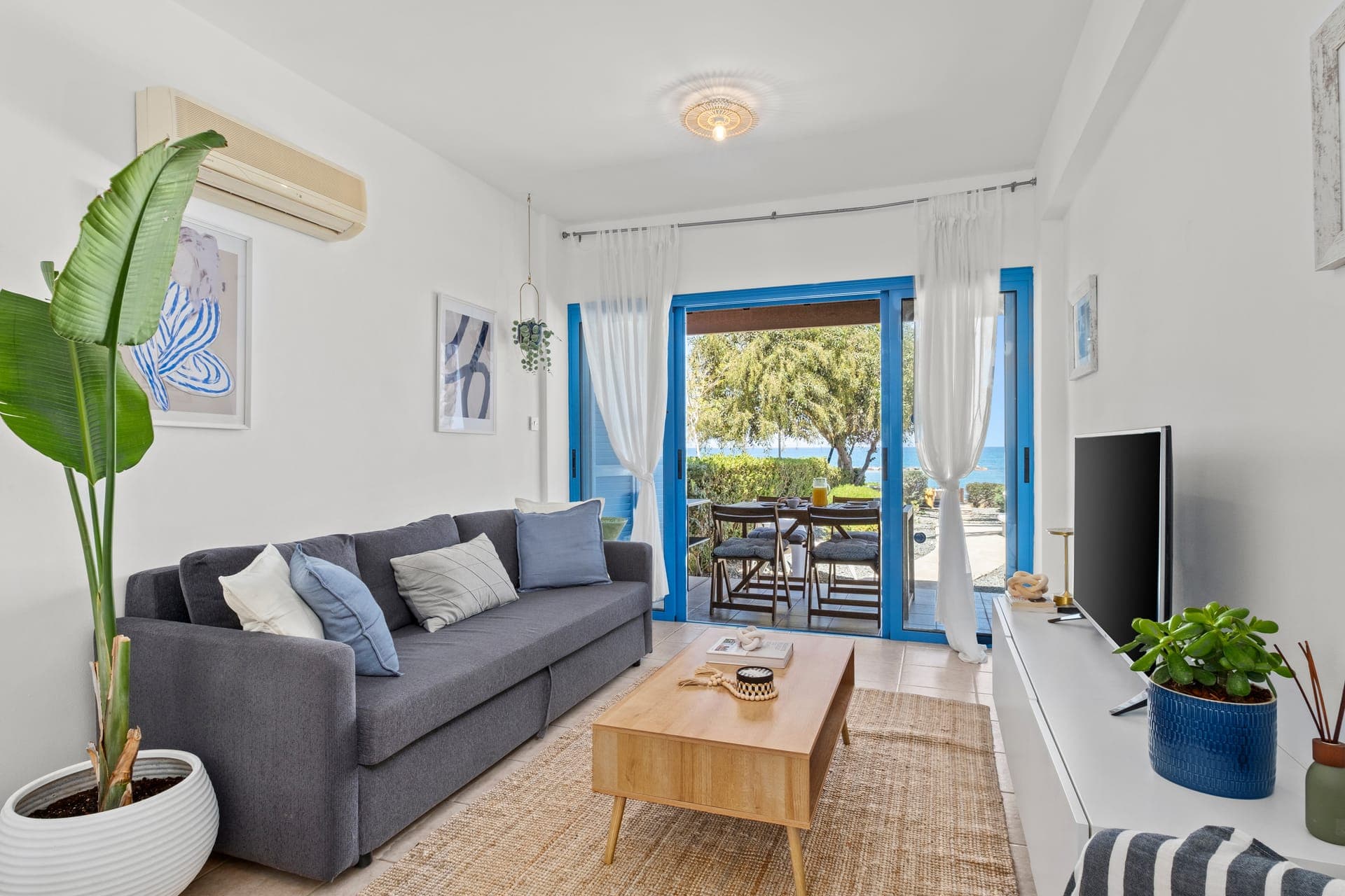 Aura Beachfront — photo 5