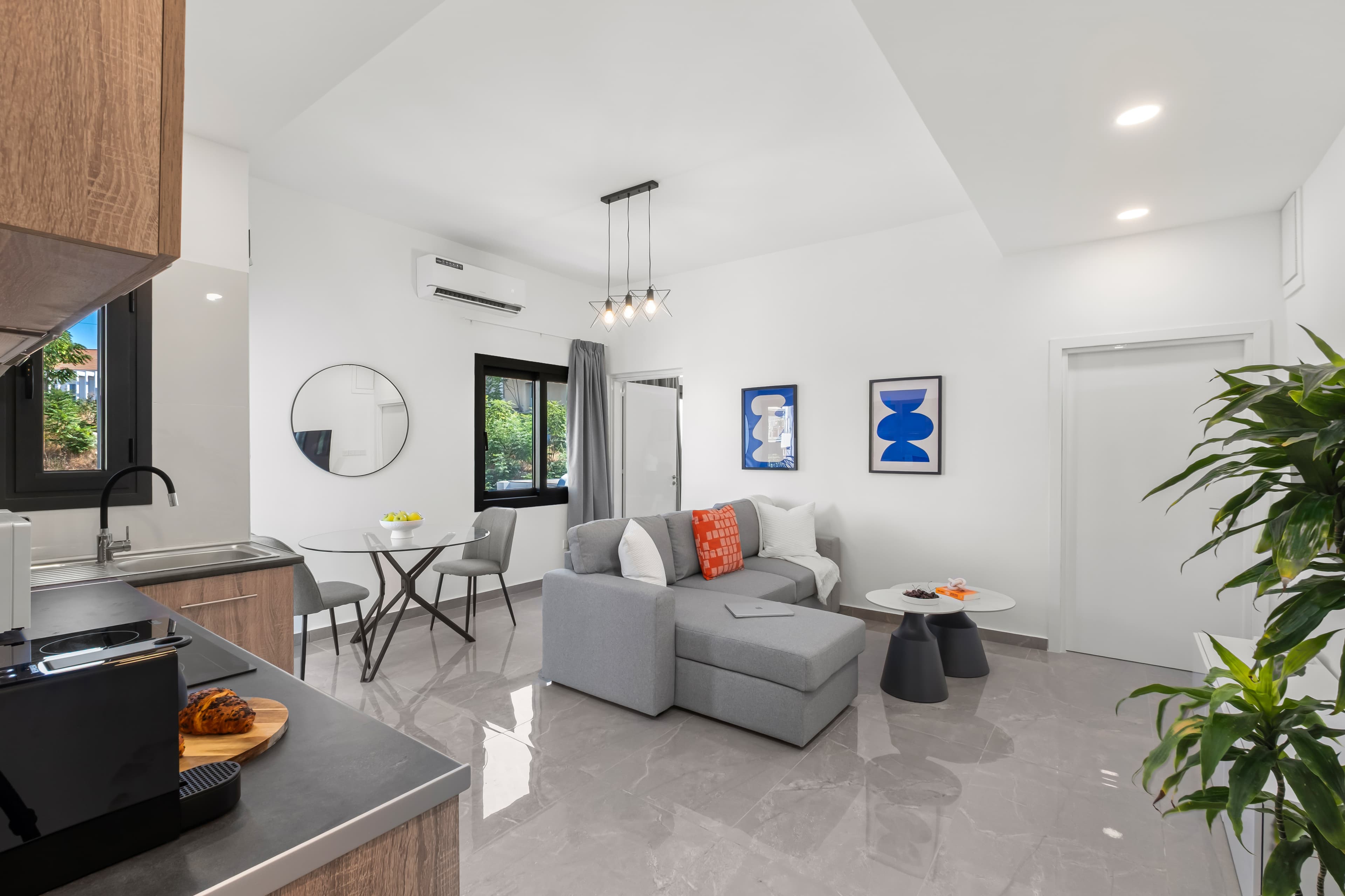 Theon Urban Suites — Apartment — photo 5
